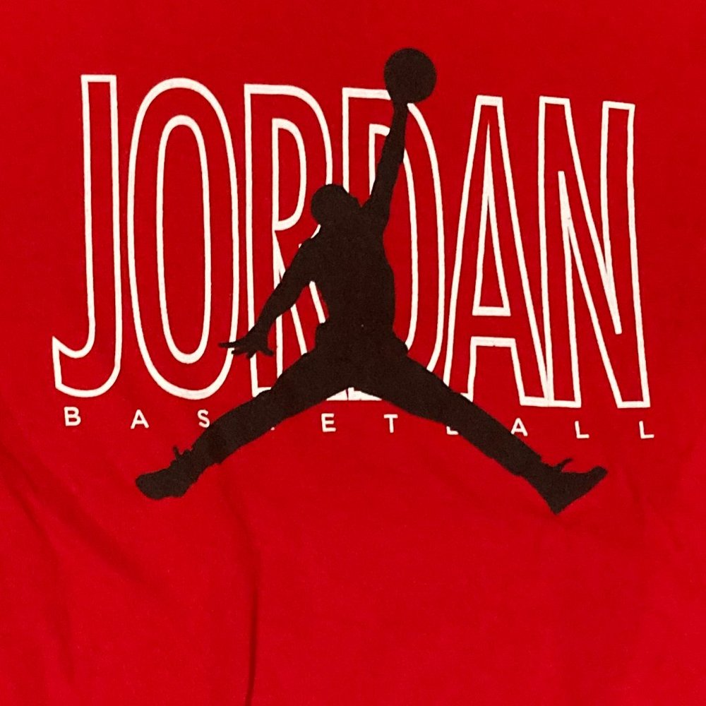 YOUTH SIZE LARGE JORDAN TEE SHIRT